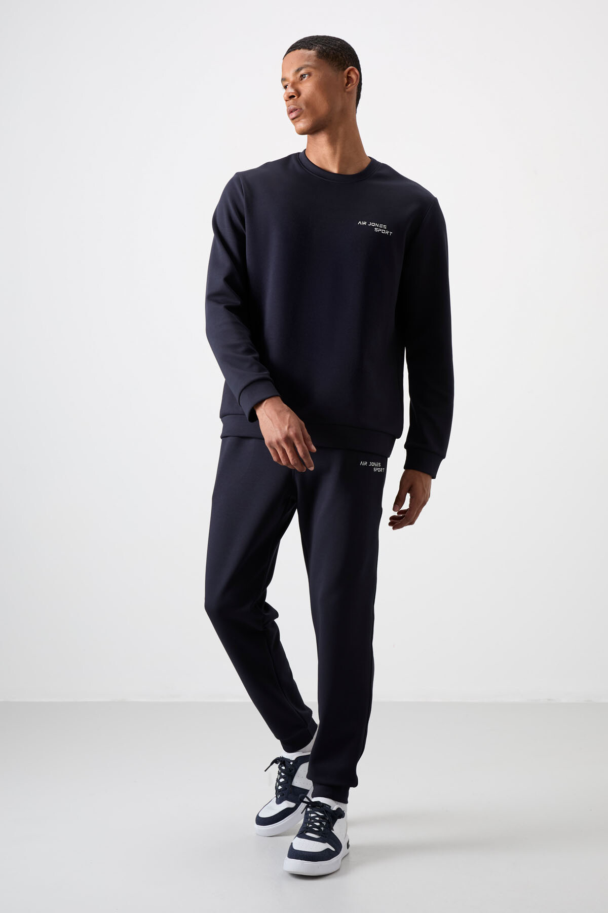 Lacivert Pamuklu Kalın Yumuşak Dokulu Comfort Fit Nakışlı Erkek Eşofman Takım - 85254 - Air Jones