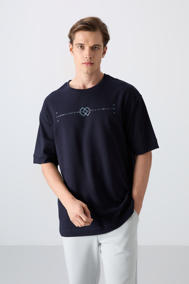 Lacivert Pamuklu Kalın Yumuşak Dokulu Oversize Fit Baskılı Erkek T-Shirt - 88323 - 4
