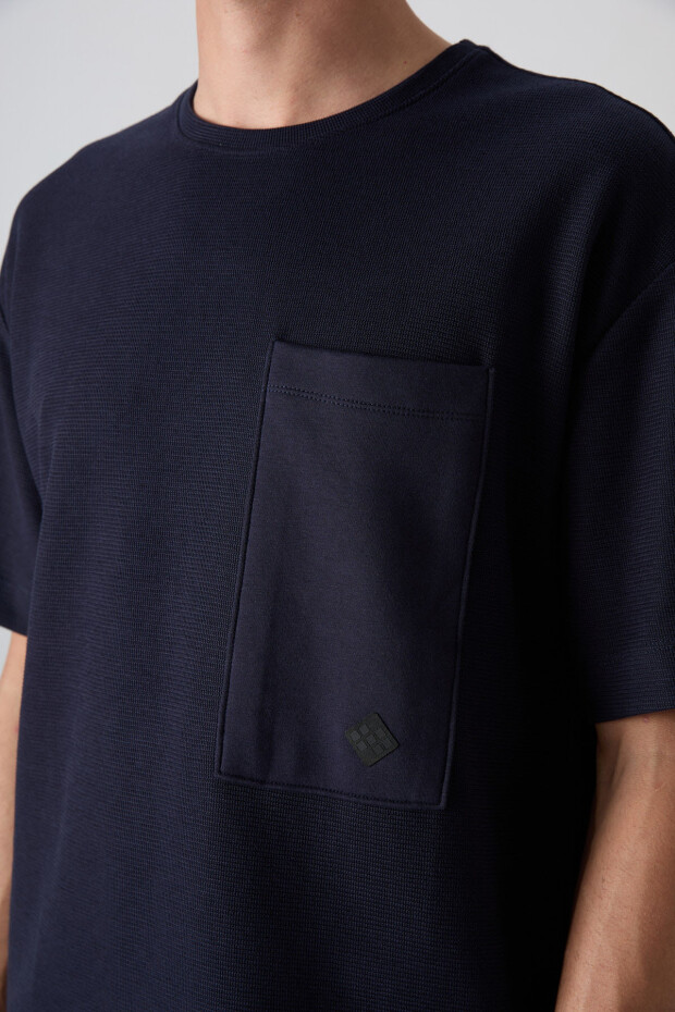 Lacivert Pamuklu Kalın Yüzeyi Dokulu Oversize Fit Basic Erkek T-Shirt - 88341 - 3