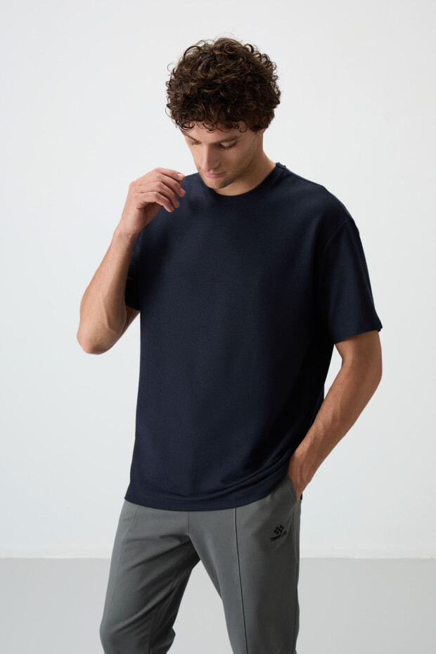 Lacivert Waffle İnterlok Yüzeyi Dokulu Oversize Fit Basic Erkek T-Shirt - 88379 - 5