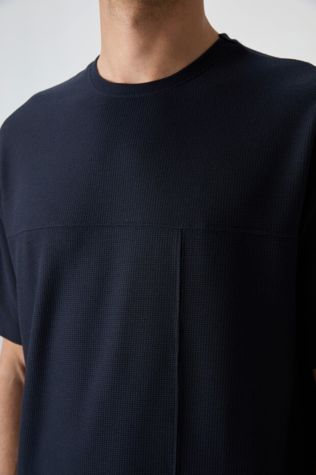 Lacivert Waffle İnterlok Yüzeyi Dokulu Oversize Fit Basic Erkek T-Shirt - 88380 - 4