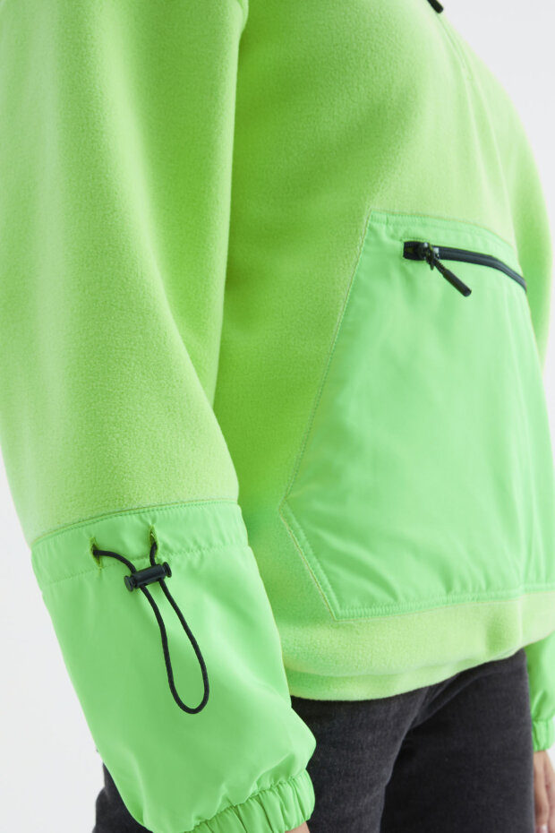 Neon Yeşil Etek Ucu Büzgülü Yarım Fermuarlı Oversize Kadın Polar Sweatshirt - 97238 - 5