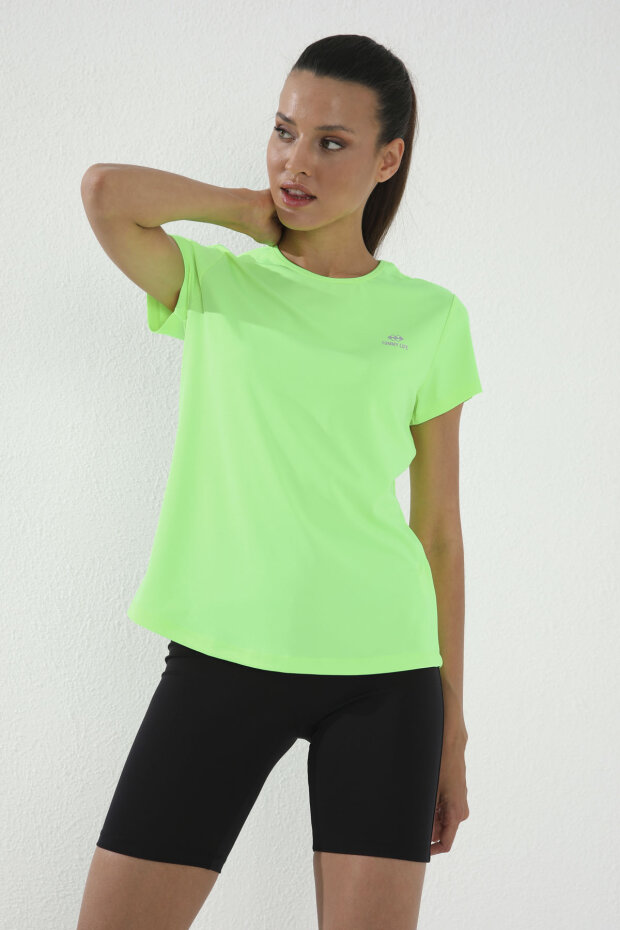 Neon Yeşil Basic Kısa Kol Standart Kalıp O Yaka Kadın T-Shirt - 97144 - 2
