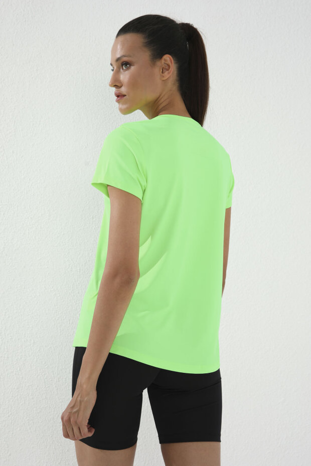 Neon Yeşil Basic Kısa Kol Standart Kalıp O Yaka Kadın T-Shirt - 97144 - 6