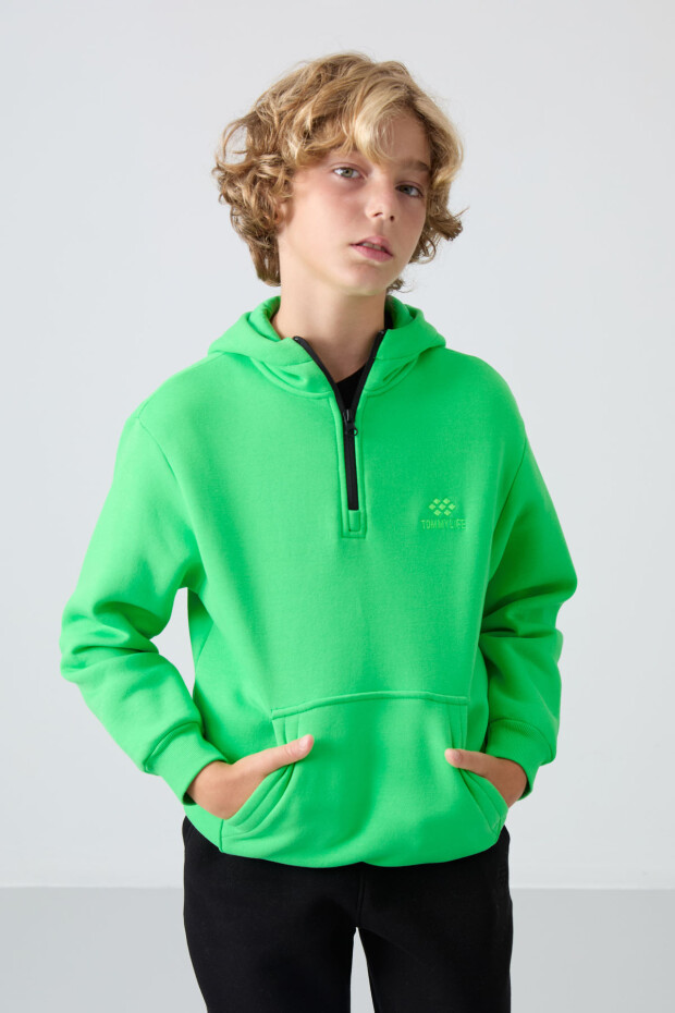 Neon Yeşil Pamuklu Kalın İçi Tüylü Yumuşak Dokulu Standart Fit Nakışlı Erkek Çocuk Sweatshirt - 11244