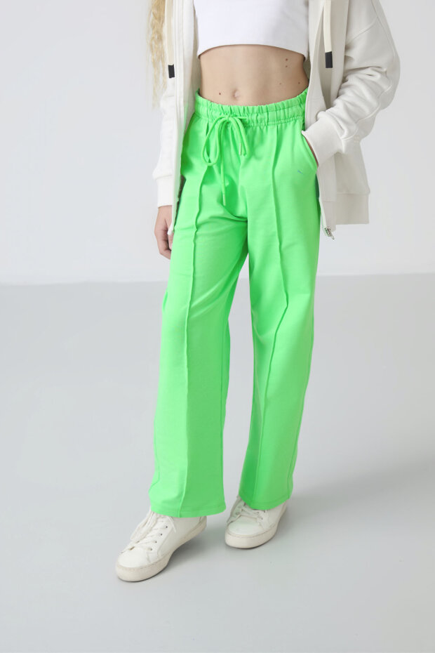 Neon Yeşil Cepli Ön Dikiş Detaylı Geniş Paça Kız Çocuk Eşofman Altı -75144 - 2