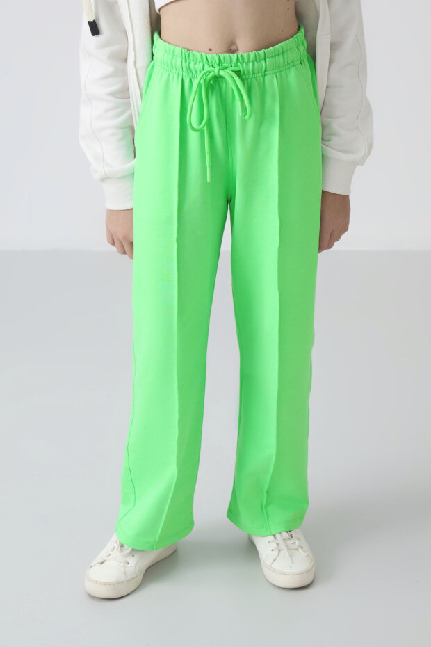 Neon Yeşil Cepli Ön Dikiş Detaylı Geniş Paça Kız Çocuk Eşofman Altı -75144 - 3