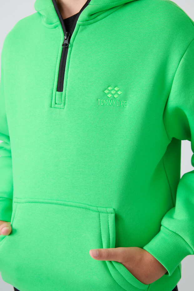 Neon Yeşil Pamuklu Kalın İçi Tüylü Standart Fit Nakışlı Erkek Çocuk Sweatshirt - 11244 - 3