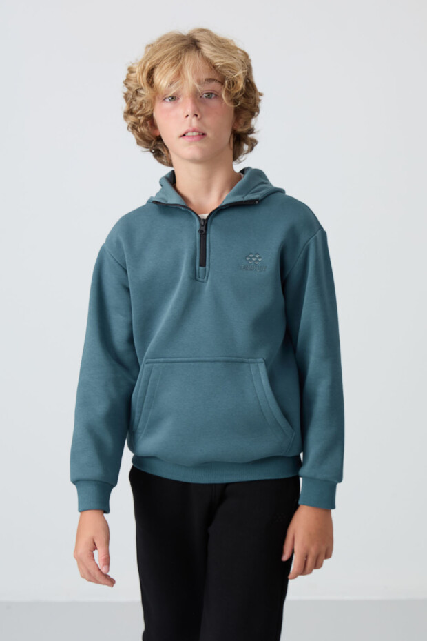 Orman Yeşil Pamuklu Kalın İçi Tüylü Standart Fit Nakışlı Erkek Çocuk Sweatshirt - 11244 - 4