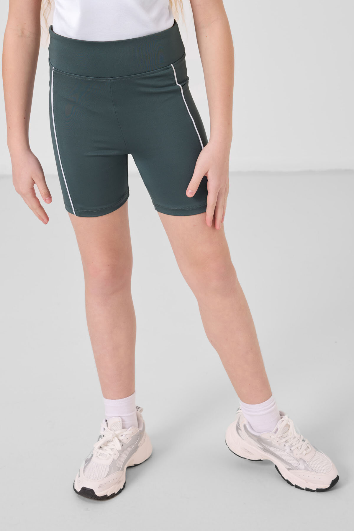 Orman Yeşili Esnek Standart Fit Basic Performans Kız Çocuk Tayt - 75189 - TOMMYLIFE