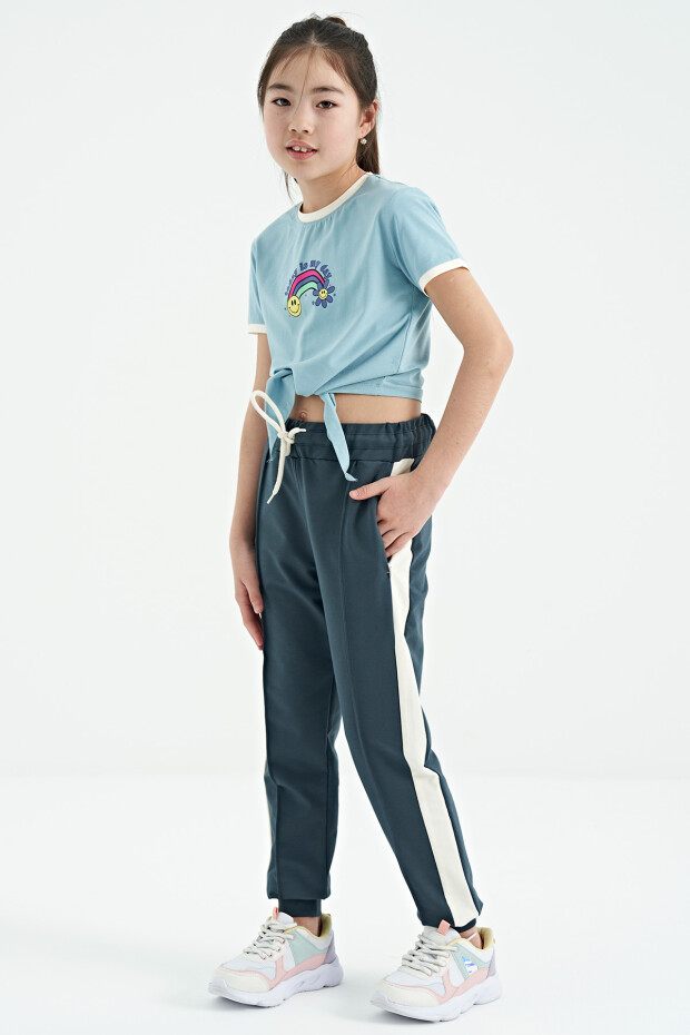 Açık Mavi Baskı Detaylı O Yaka Çok Renkli Bağlama Detaylı Kız Çocuk T-Shirt - 75113