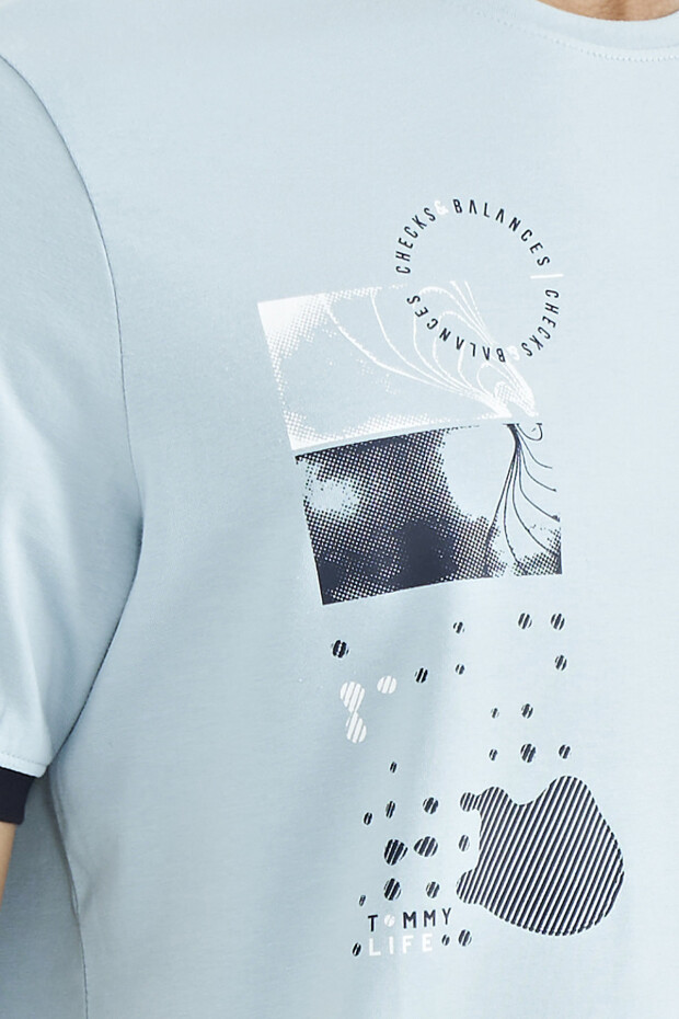 Açık Mavi Baskı O Yaka Detaylı Standart Form Erkek T-shirt - 88216