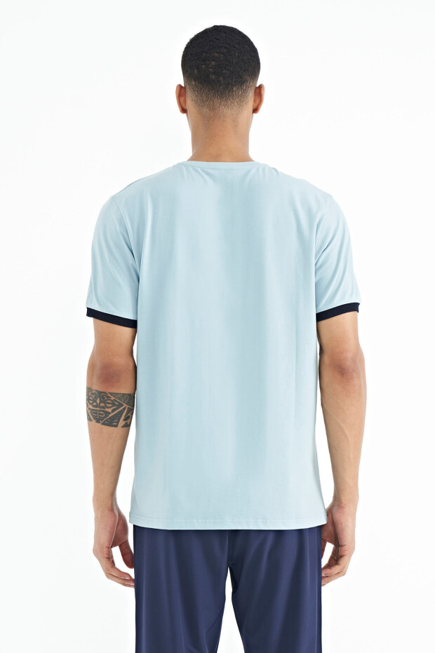 Açık Mavi Baskı O Yaka Detaylı Standart Form Erkek T-shirt - 88216