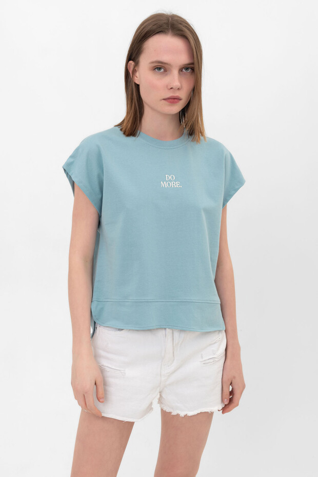 Açık Mavi Etek Parça Detaylı O Yaka Oversize Kadın T-Shirt - 02277