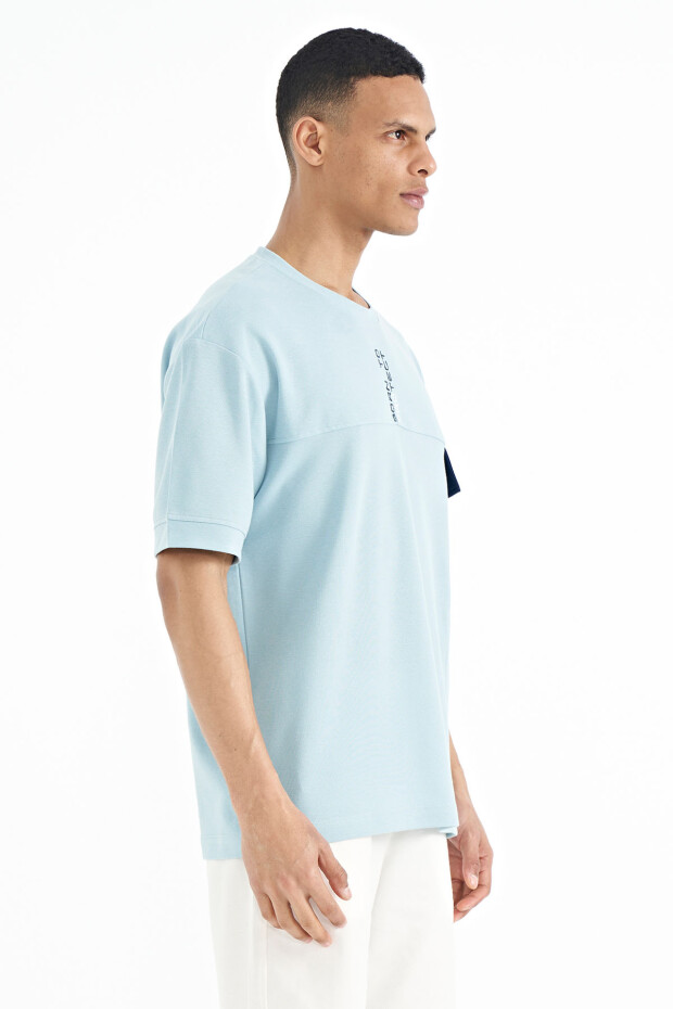 Açık Mavi Gizli Cep Detaylı Baskılı Oversize Erkek T-shirt - 88244