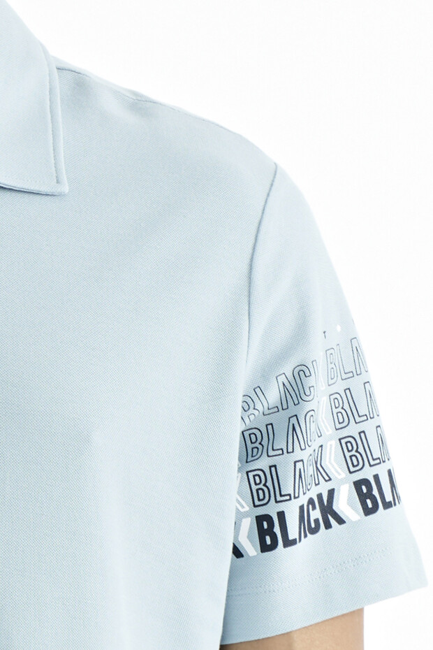Açık Mavi Kol Baskı Detaylı Polo Yaka Standart Form Erkek T-shirt - 88240 - 3