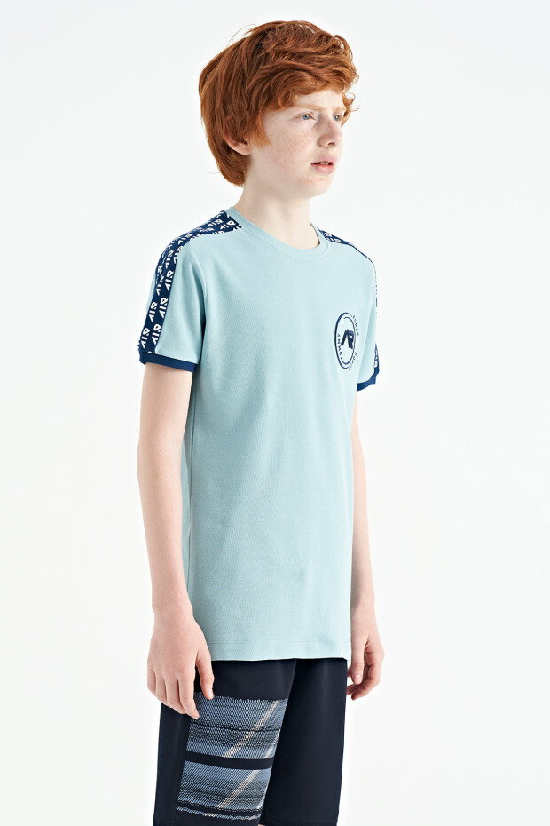Açık Mavi Omuz Baskı Detaylı Standart Kalıp O Yaka Erkek Çocuk T-Shirt - 11121 - 5