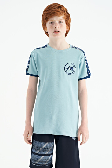 Açık Mavi Omuz Baskı Detaylı Standart Kalıp O Yaka Erkek Çocuk T-Shirt - 11121 