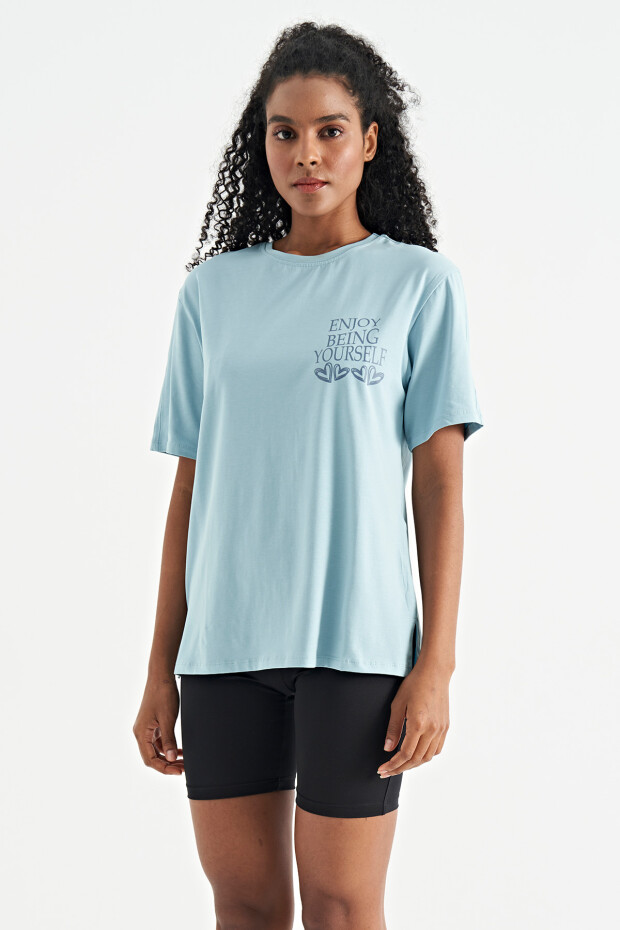 Açık Mavi Ön Arka Baskılı O Yaka Kol Kesikli Oversize Kadın T-Shirt - 02267