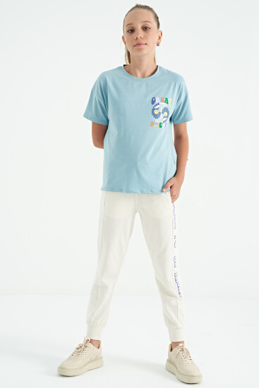 Açık Mavi Ön Arka Çok Renkli Baskılı Oversize Kısa Kollu Kız Çocuk T-Shirt - 75117 - Thumbnail
