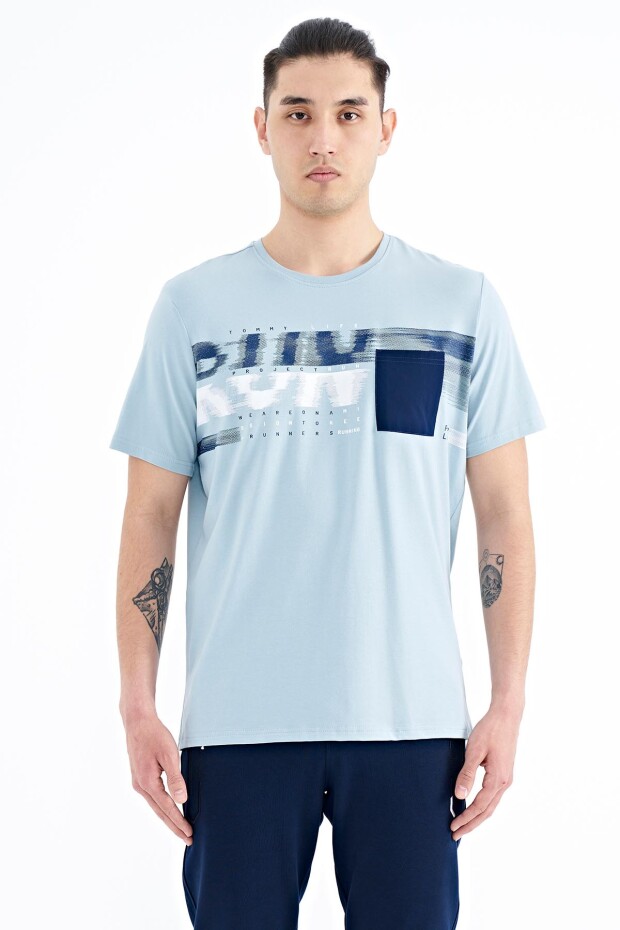 Açık Mavi Ön Cep Detaylı Baskılı Standart Kalıp Erkek T-shirt - 88200