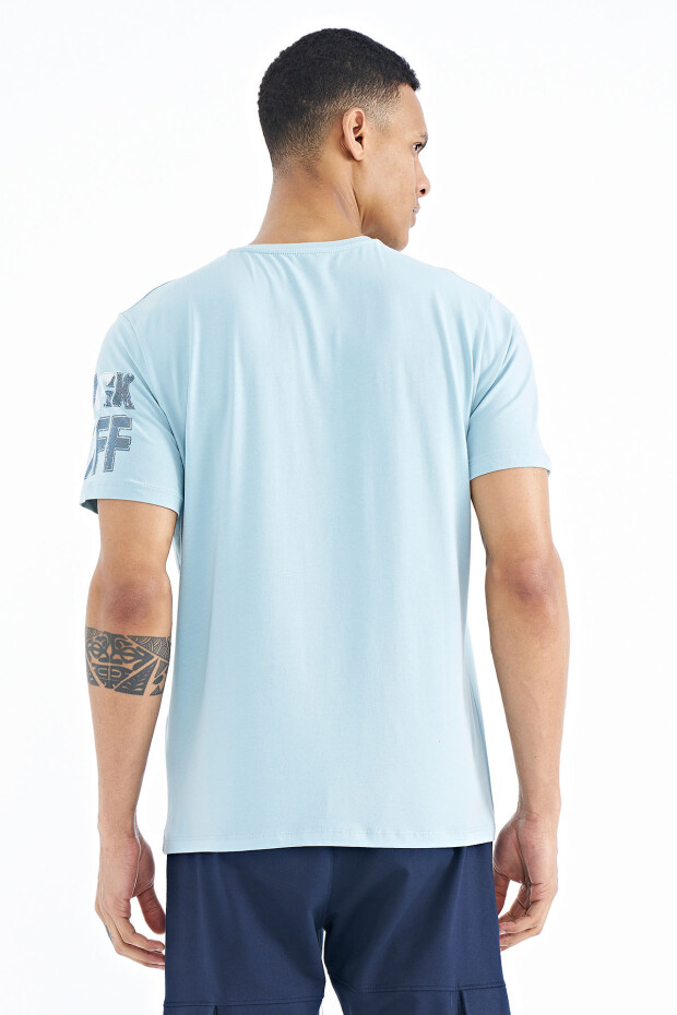 Açık Mavi Ön ve Tek Kol Baskı Detaylı O Yaka Erkek T-shirt - 88176