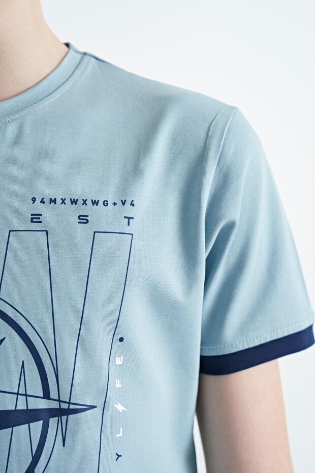 Açık Mavi Pusula Baskılı Standart Kalıp O Yaka Erkek Çocuk T-Shirt - 11106