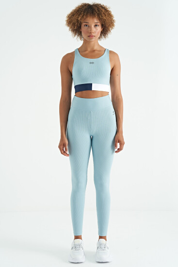 Açık Mavi Renk Bloklu Logo Baskılı Dar Kalıp Fitilli Kadın Büstiyer - 97275 - TOMMYLIFE (1)