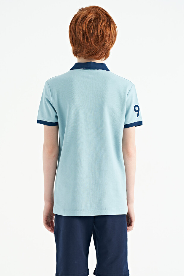 Açık Mavi Şerit Baskı Detaylı Pola Yaka Standart Kalıp Erkek Çocuk T-Shirt - 11162