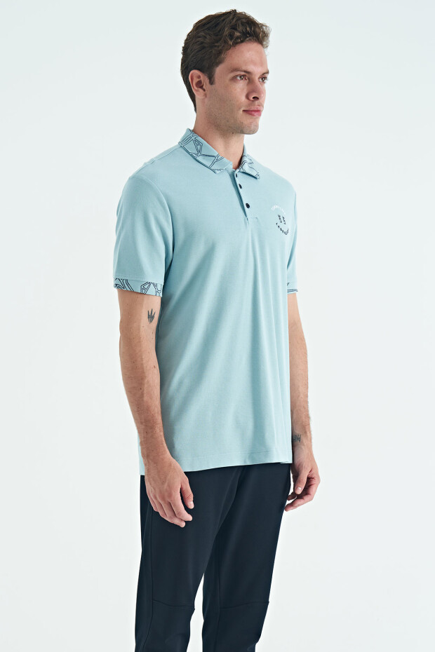 Açık Mavi Yazı Nakışlı Baskı Detaylı Standart Kalıp Polo Yaka Erkek T-Shirt - 88239