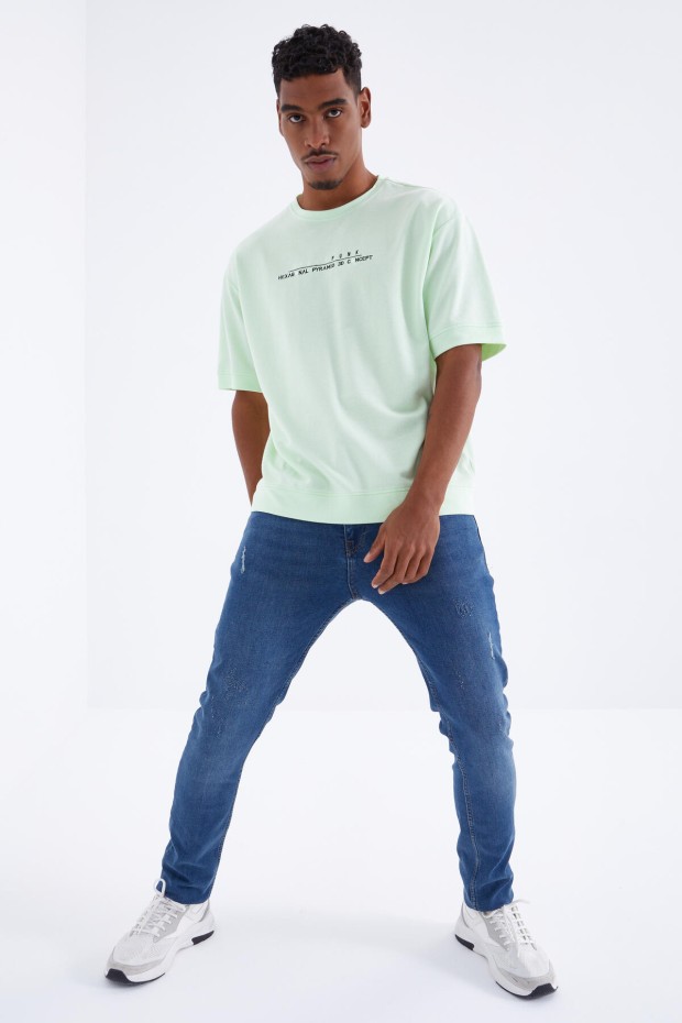 Açık Yeşil Minimal Yazı Nakışlı O Yaka Erkek Oversize T-Shirt - 88106