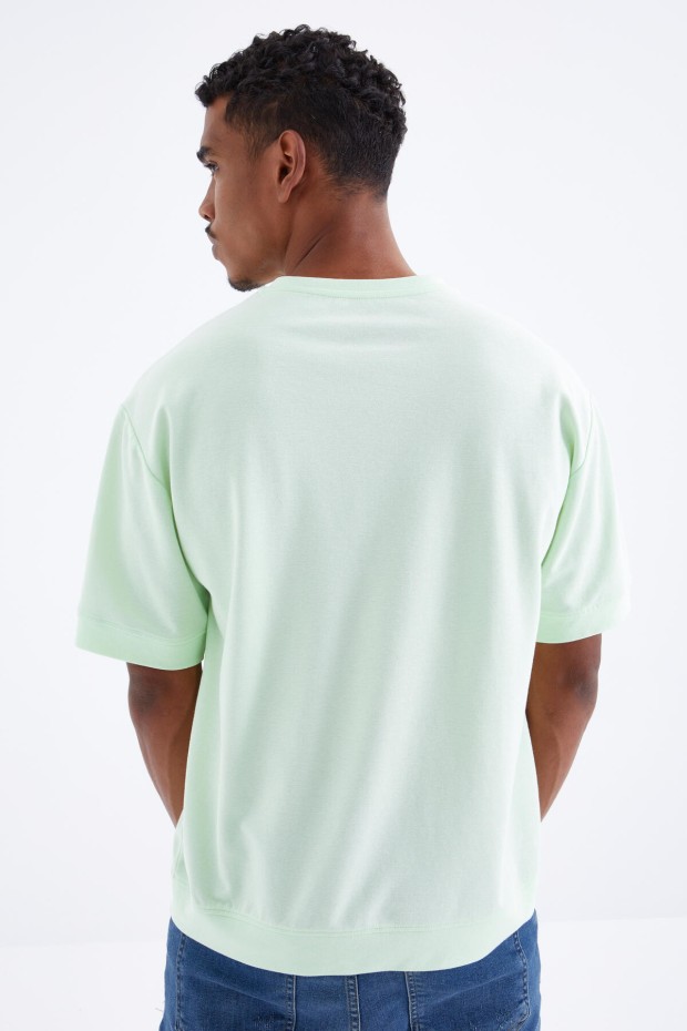 Açık Yeşil Minimal Yazı Nakışlı O Yaka Erkek Oversize T-Shirt - 88106