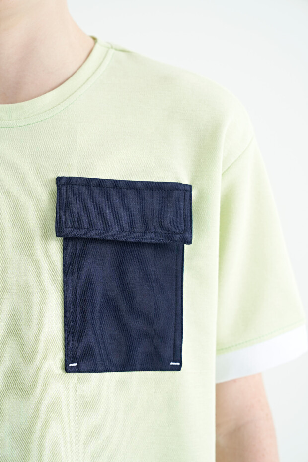 Açık Yeşil O Yaka Oversize Cep Detaylı Erkek Çocuk T-Shirt - 11152
