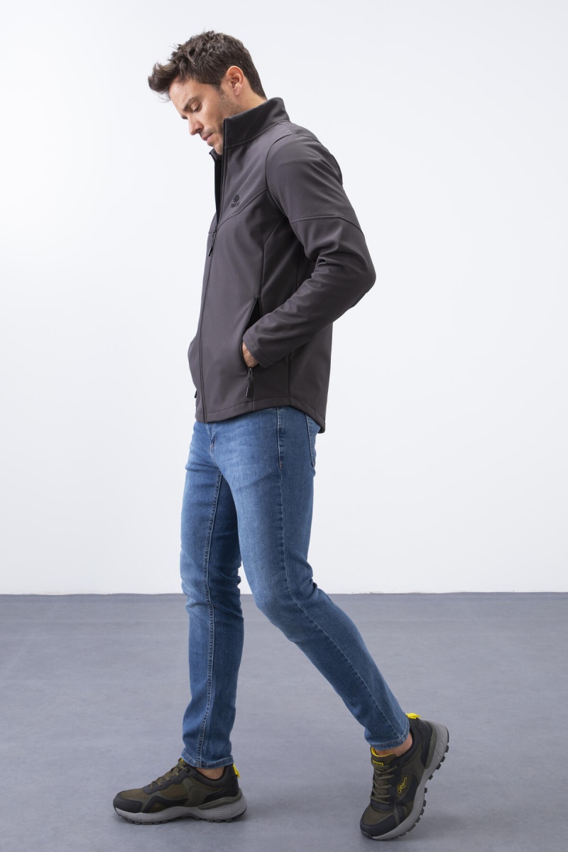 Antrasit Fermuarlı Dik Yaka Su ve Rüzgar Geçirmez Softshell Erkek Mont - 88050 - 4