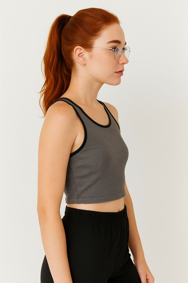 Antrasit Melanj Basic Sıfır Kol Dar Kalıp U Yaka Kadın Crop Top Atlet - 97162 - 4