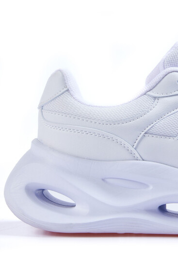 Beyaz Yüksek Taban Bağcıklı File Detaylı Kadın Spor Ayakkabı - 89106 - Thumbnail