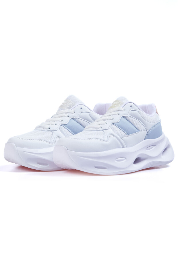 Beyaz - Açık Mavi Yüksek Taban Bağcıklı File Detaylı Kadın Spor Ayakkabı - 89106