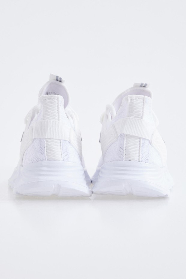 Beyaz Bağcıklı Yazı Detaylı Yüksek Taban Erkek Spor Ayakkabı - 89100