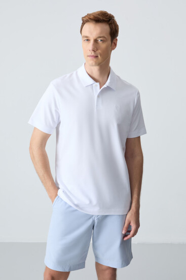 Beyaz Basic Göğüs Logolu Standart Kalıp Triko Polo Yaka Erkek T-Shirt - 87768 - Thumbnail