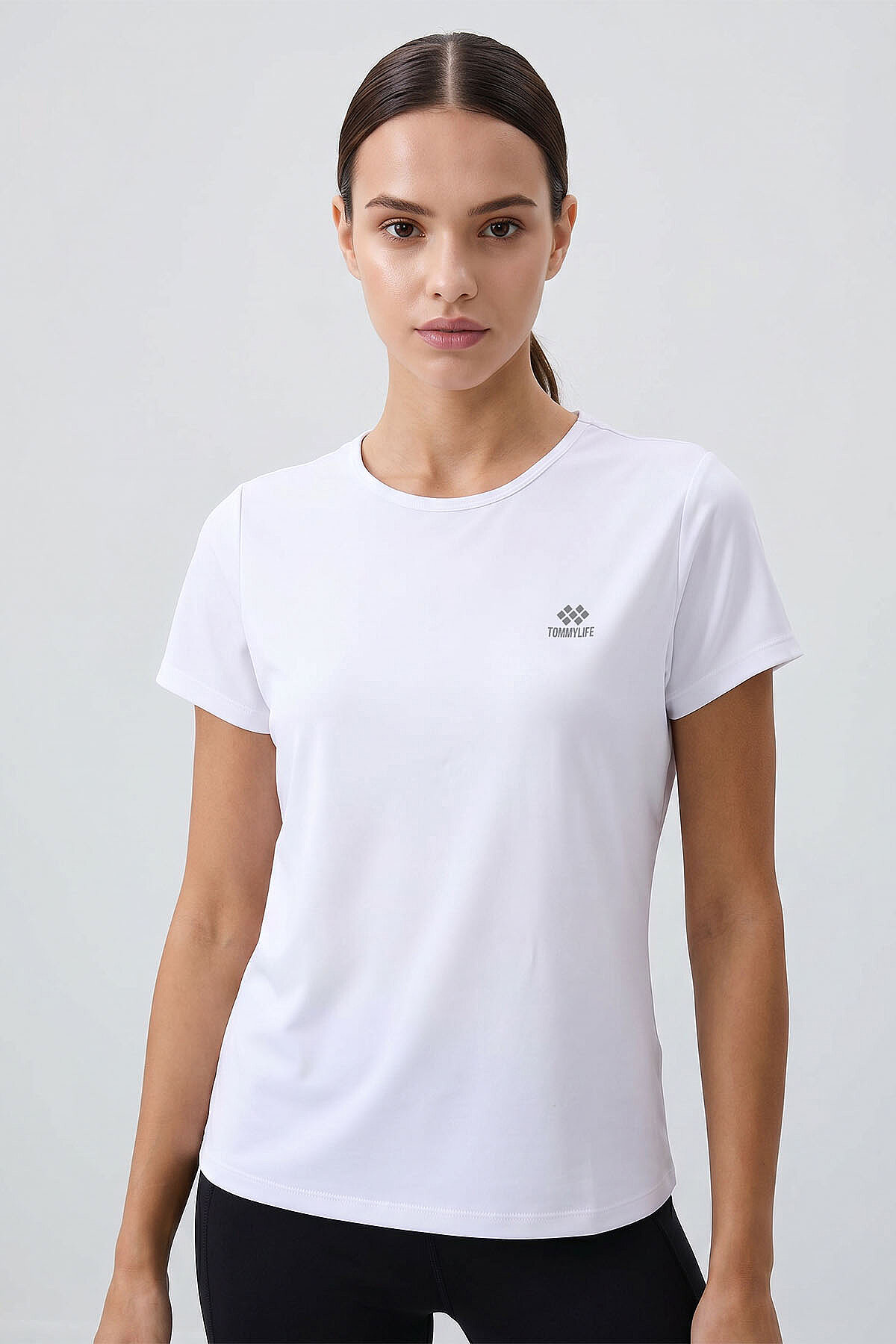 Beyaz Basic Kısa Kol Standart Kalıp O Yaka Kadın T-Shirt - 97144 - TOMMYLIFE