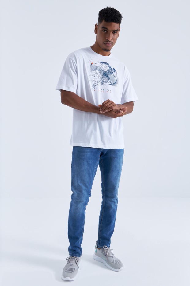 Beyaz Baskı Detaylı O Yaka Erkek Oversize T-Shirt - 88093
