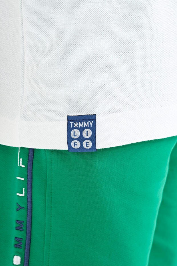 Beyaz Baskı Detaylı O Yaka Standart Kalıp Erkek Çocuk T-Shirt - 11117 - 4