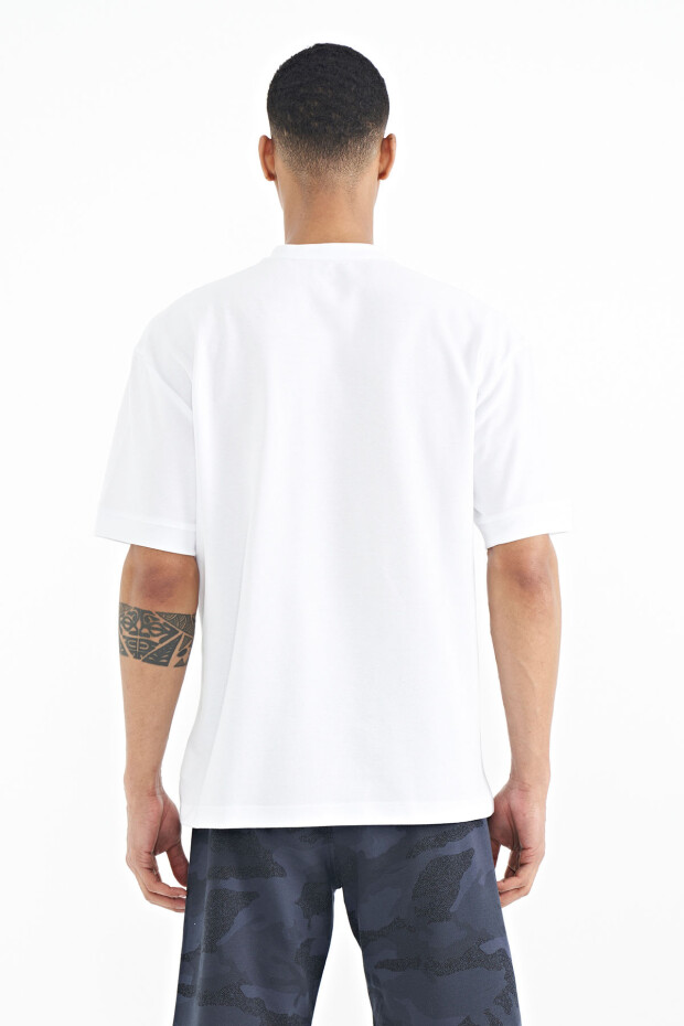 Beyaz Gizli Cep Detaylı Baskılı Oversize Erkek T-shirt - 88244