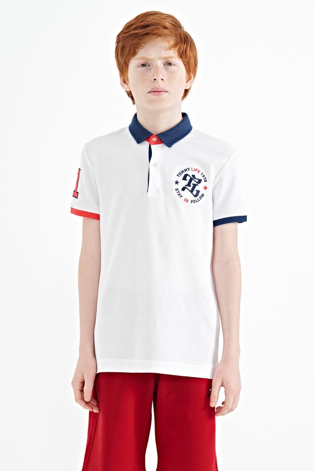 Beyaz Kol Gögüs Nakış Detaylı Standart Kalıp Polo Yaka Erkek Çocuk T-Shirt - 11086