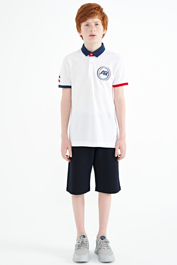 Beyaz Kol Ucu Renkli Logo Nakışlı Standart Kalıp Polo Yaka Erkek Çocuk T-Shirt - 11138