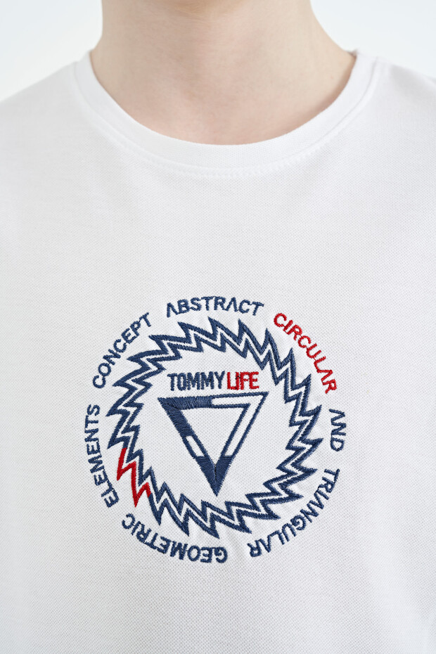 Beyaz Nakış İşleme Detaylı O Yaka Standart Kalıp Erkek Çocuk T-Shirt - 11115 - 9