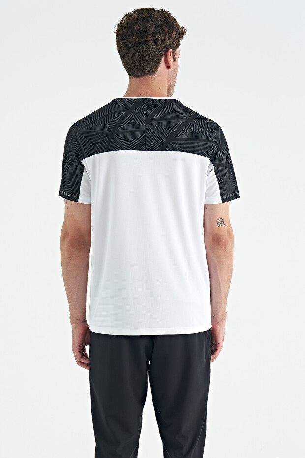 Beyaz O Yaka Standart Kalıp Sırt Baskı Detaylı Aktif Spor Erkek T-Shirt - 88256