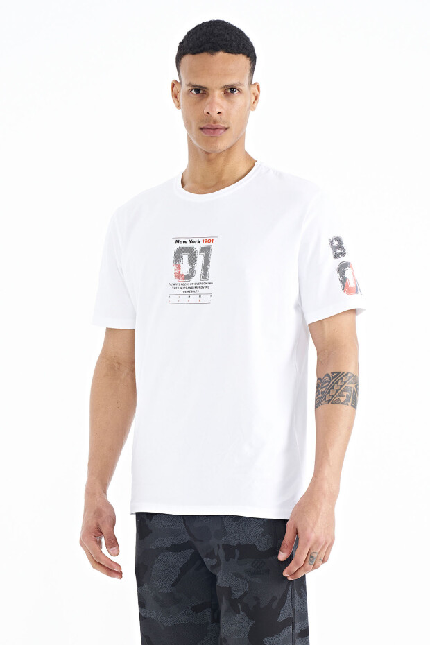 Beyaz Ön ve Tek Kol Baskı Detaylı O Yaka Erkek T-shirt - 88176