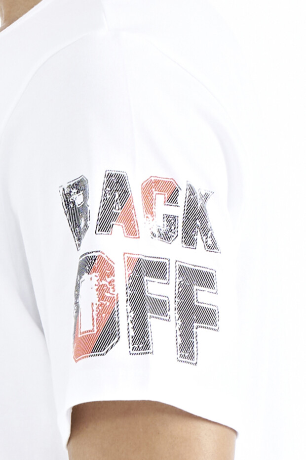 Beyaz Ön ve Tek Kol Baskı Detaylı O Yaka Erkek T-shirt - 88176