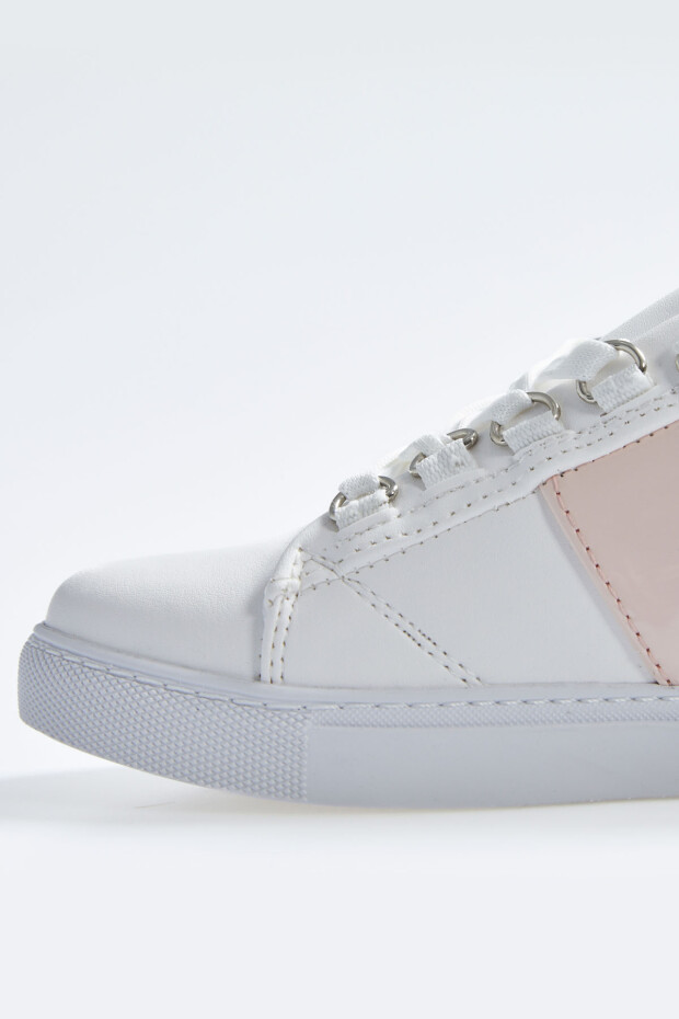 Beyaz - Pembe Bağcıklı Şerit Detaylı Suni Deri Kadın Spor Ayakkabı - 89202
